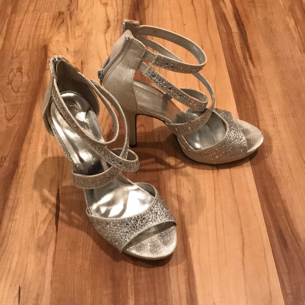 Prom/Pageant heels - Picture 2 of 3